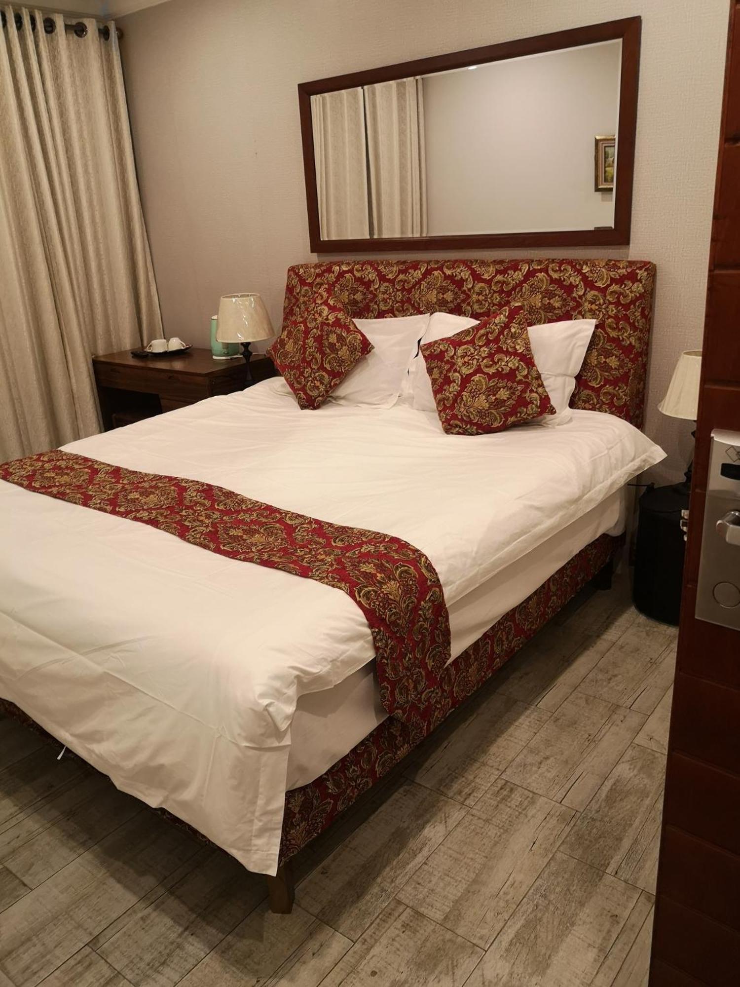 Lotus Guest House Йоганнесбурґ Екстер'єр фото